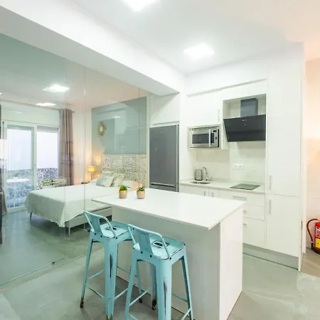 Cubo's Boutique Urban Deluxe דירה